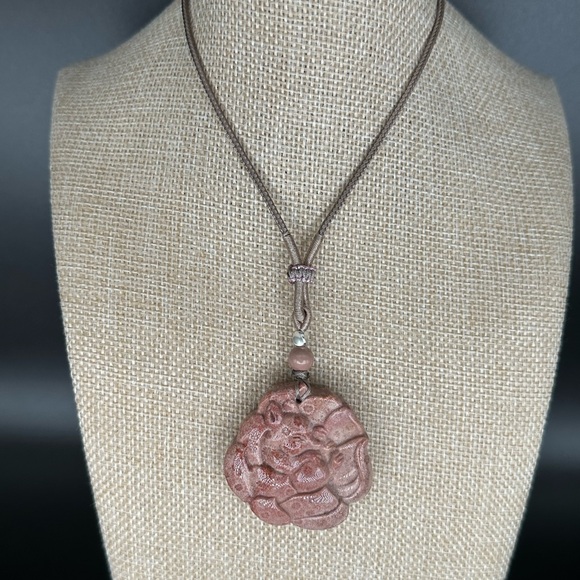 Pink Coral Fossil Sleeping Nine Tail Fox Pendant Necklace; Adjustable Rope - Picture 15 of 16